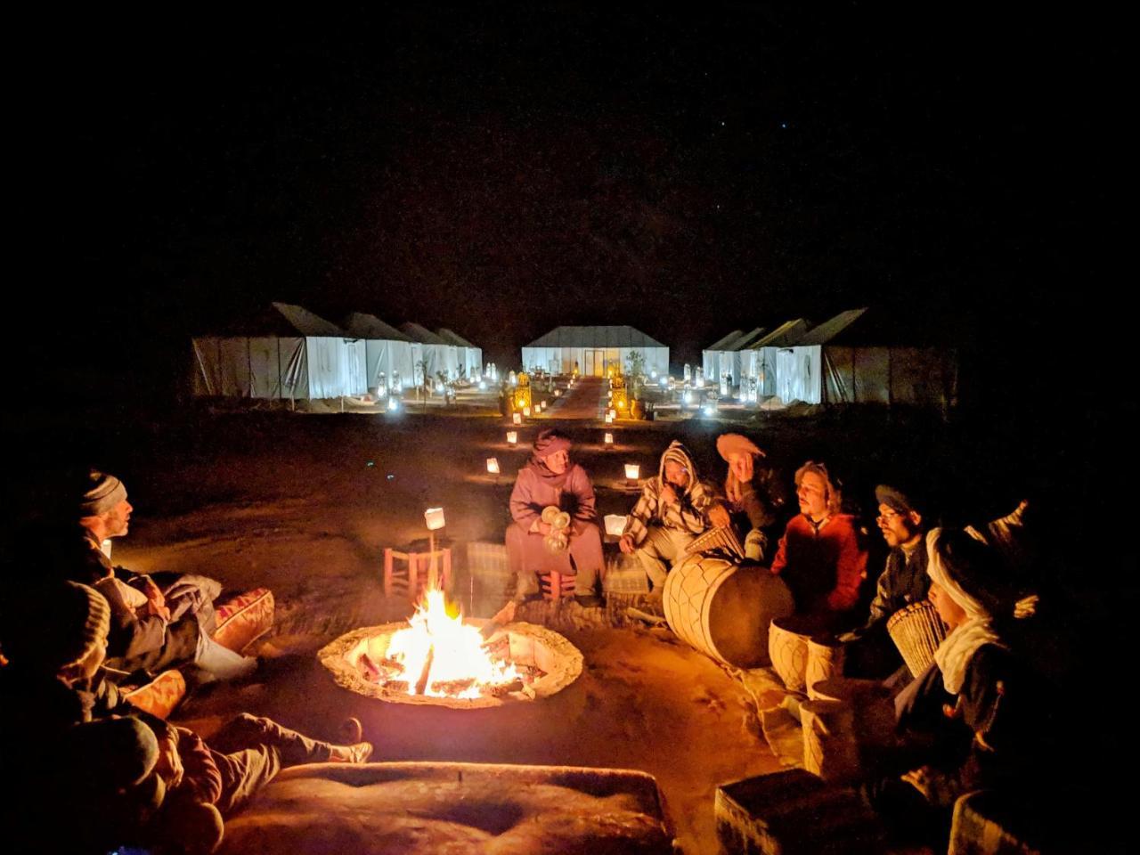 Hotel Sahara Majestic Luxury Camp Merzouga Exteriér fotografie Camp in the Sahara